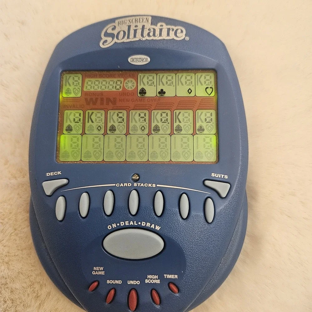 Radica Big Screen Solitaire Handheld Electronic Card Game 2004 Tested Works